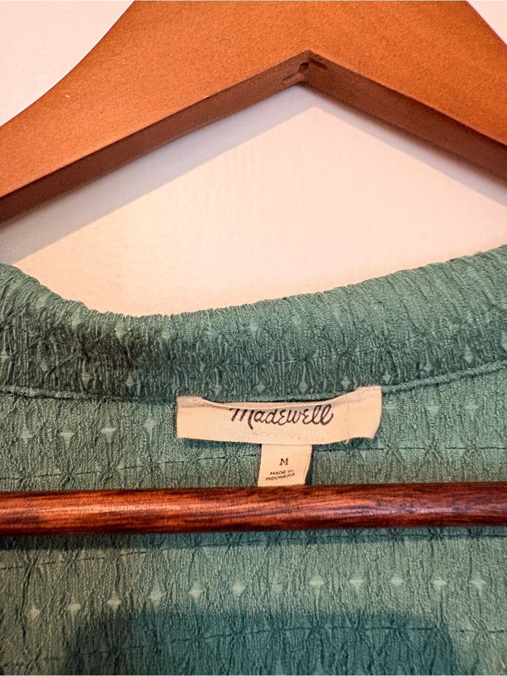 Madewell Trellis Green Short-Sleeve Cropped Button-Down Crinkle Knit - Picture 3 of 4